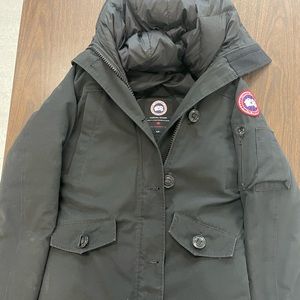 Canada Goose Womens Size Small